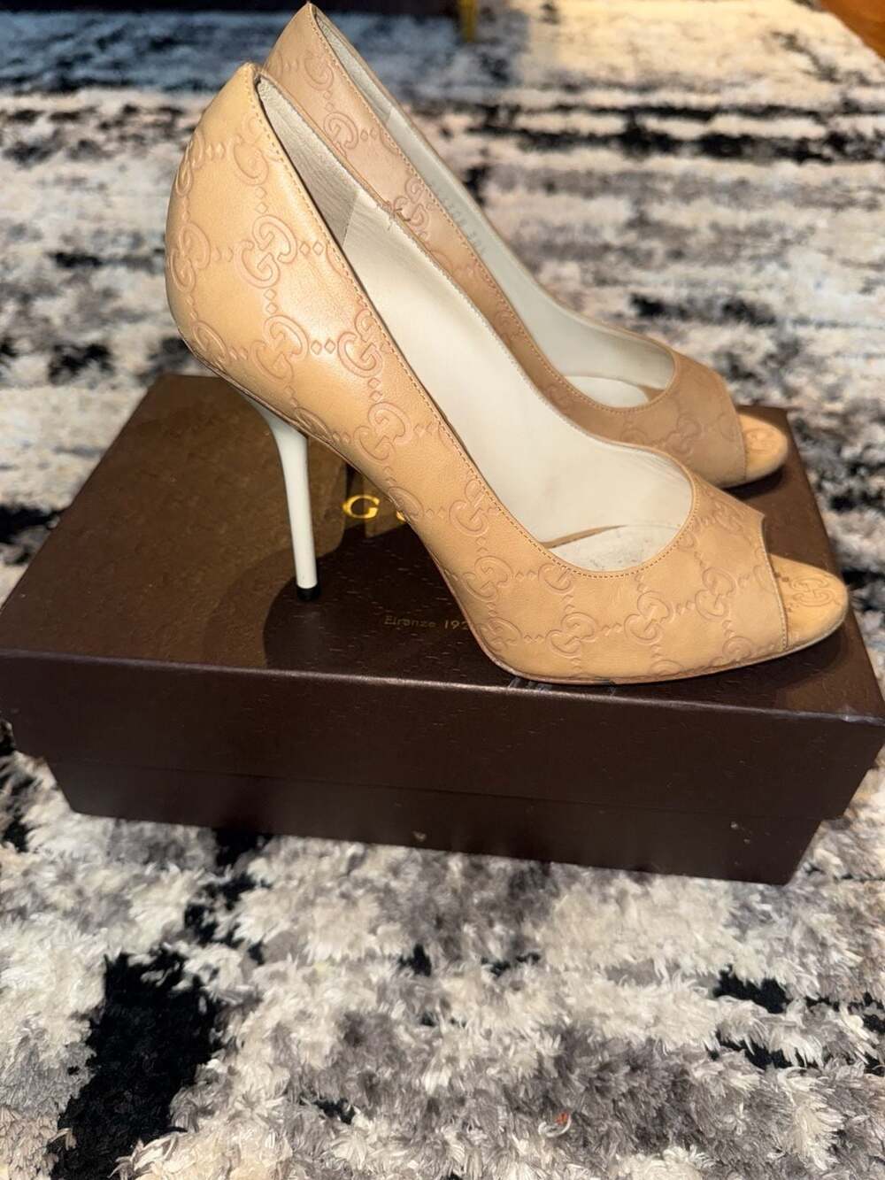 Gucci Guccissima Leather Peep Toe Heels